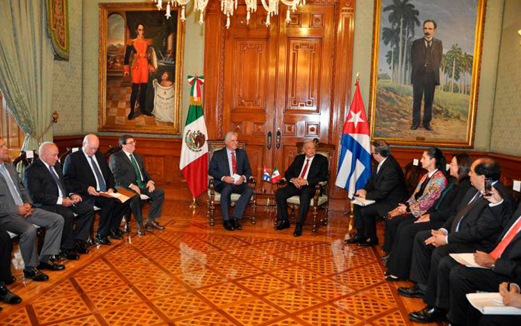 Encuentro de los presidentes y delegaciones de Cuba y México. Encuentro de los presidentes y delegaciones de Cuba y México.