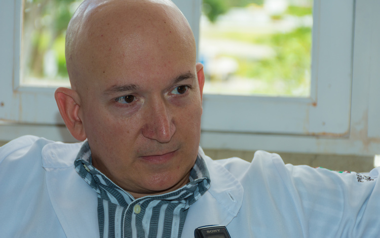 Doctor Alberto Morales Salinas.