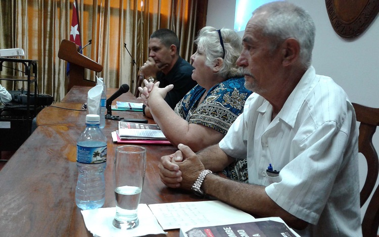 Aleida Guevara March, hija del Che, en la Universidad de Ciencias Médicas de Villa Cara