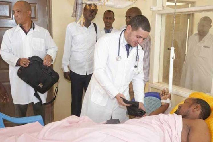 Médicos cubanos secuestrados en Kenya