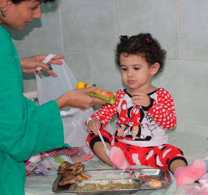 Niña hospitalizada en Pediátrico de Villa Clara