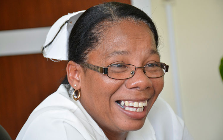 Esther Caridad Cairo Morales, enfermera del hospital pediátrico José Luis Miranda, de Villa Clara.
