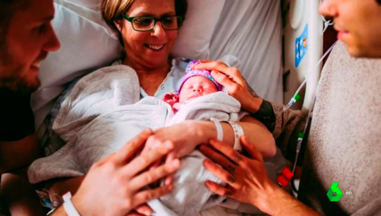 Matthew, Cecile, Uma y Elliott: una familia feliz