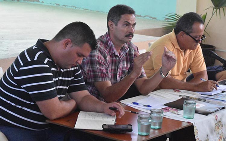 El primer secretario del Partido en Santa Clara, Carlos Manuel Ruiz Cepero
