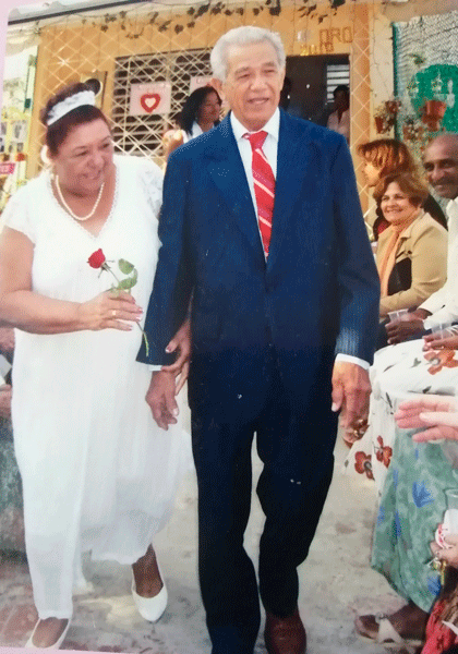 Margarita y El Chino en sus bodas de oro