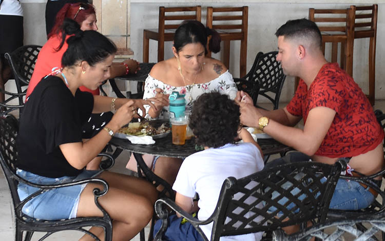 Familias villaclareñas cierre del verano