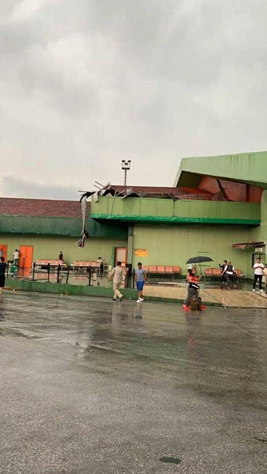 Daños en el aeropuerto internacional Abel Santamaría, Santa Clara, Villa Clara Daños en el aeropuerto internacional Abel Santamaría, Santa Clara, Villa Clara