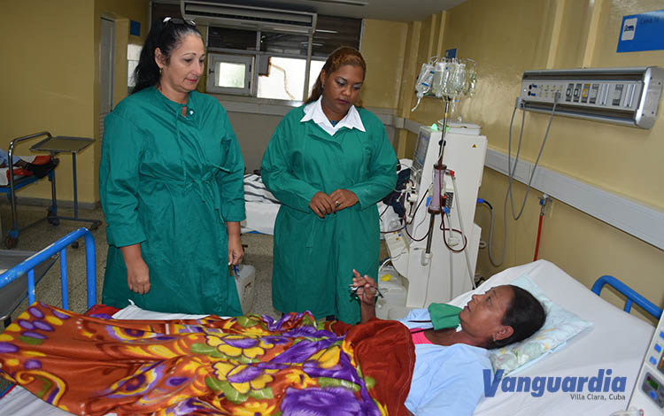 Mildrey López Jiménez  y la Dra. Eliety Ferrer Aguilar 