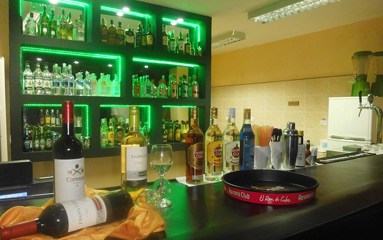 Bar de la Taberna Don Antonio.