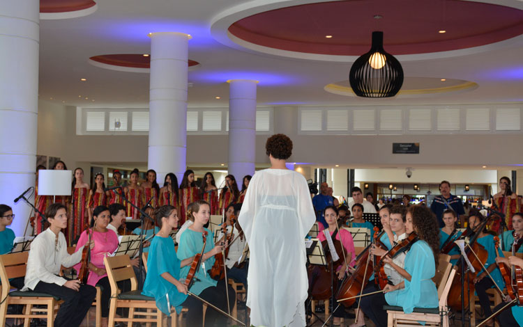 Orquesta Sinfónica Juvenil en la inauguración de FitCuba 2018 Orquesta Sinfónica Juvenil en la inauguración de FitCuba 2018