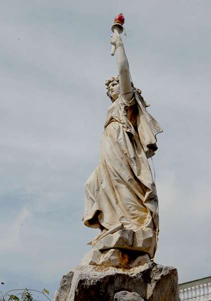 Estatua de la Libertad de Remedios, Cuba. Estatua de la Libertad de Remedios, Cuba.