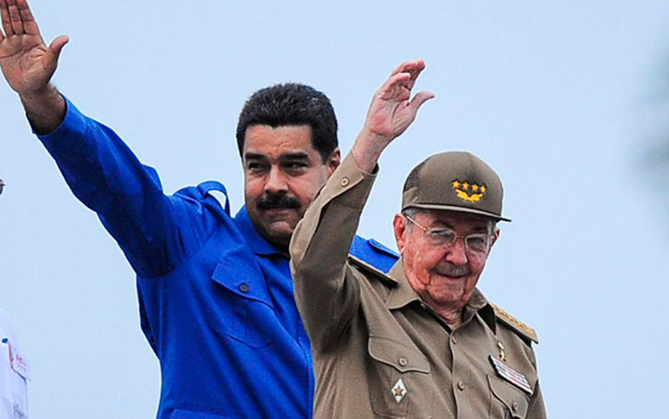 Nicolás Maduro y Raúl Castro.