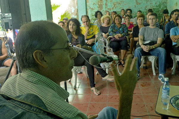 Espacio La Caldera, con Jorge Fornet.