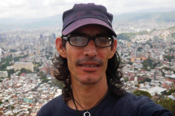 Escritor villaclareño Geovannys Manso.