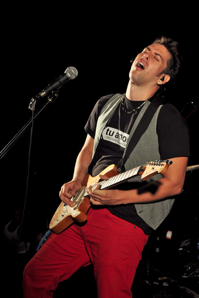 Cantante Cristian Alejandro.