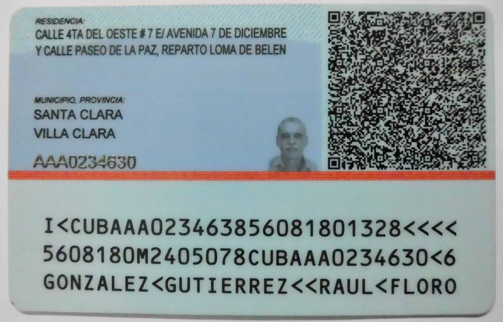 >Muestra del nuevo documento de identidad.