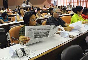 parlamento-comisiones-foto-juvenal-balan