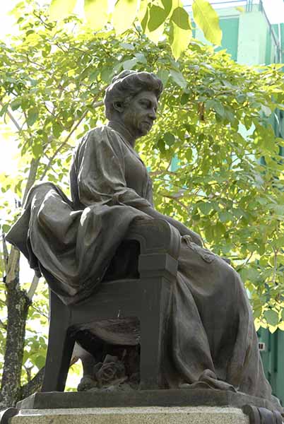 monumento-marta-abreu-de-estevez-rbv4