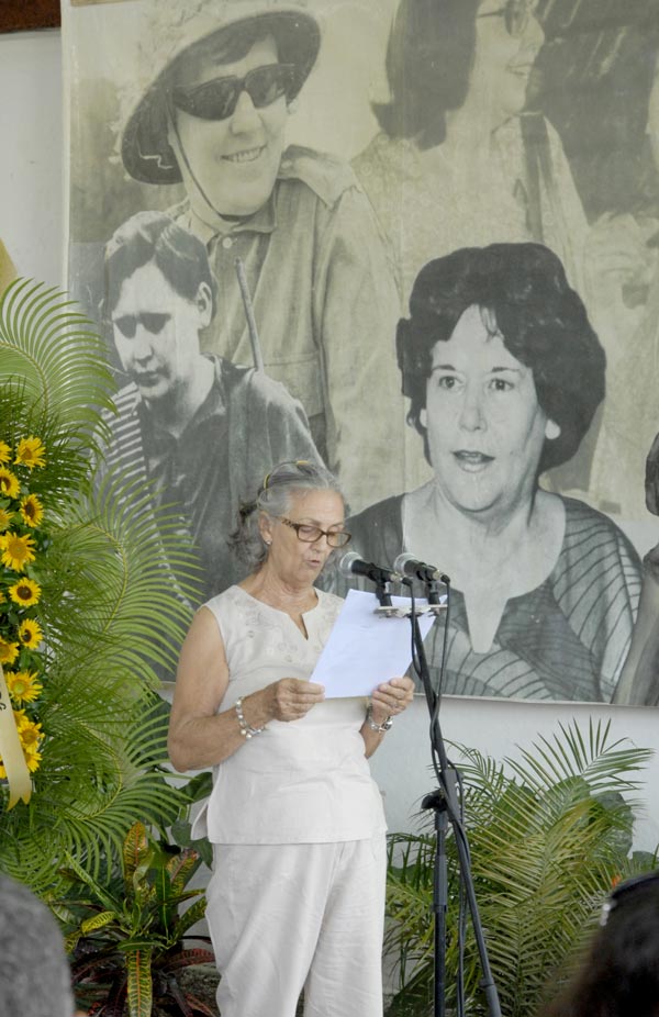 Homenaje a Haydeé Santamarí­a en Encrucijada