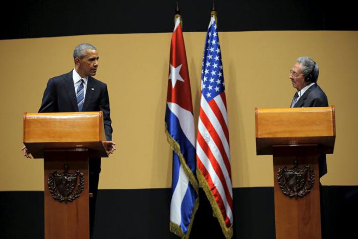 raul castro y barack obama conferencia