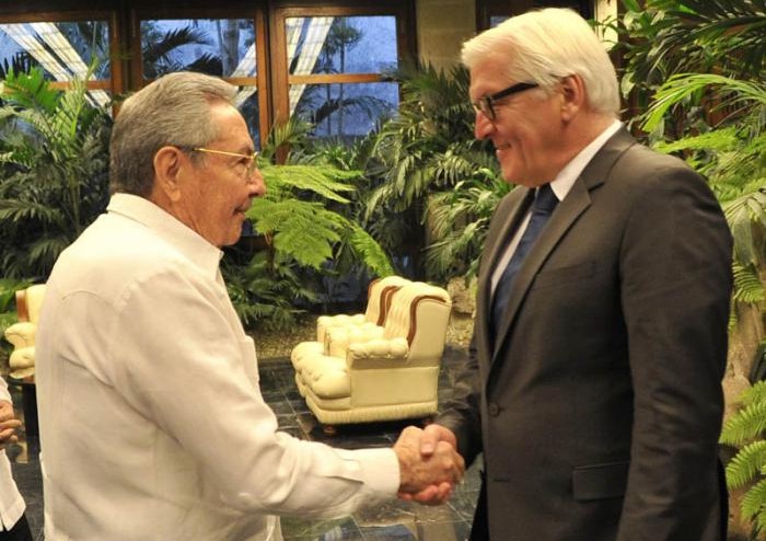 Raúl Castro Ruz y Frank-Walter Steinmeier.