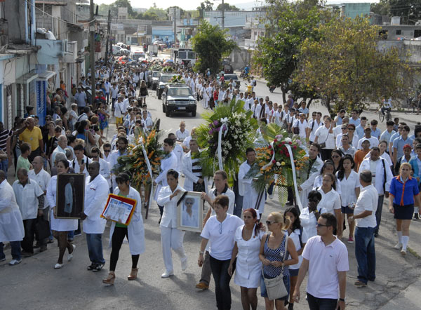 Cortejo fúnebre del doctor Eric Omar Pérez Alejo.