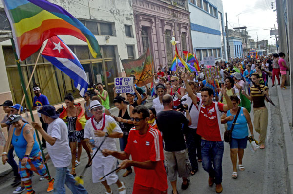 Desfile contra la homofobia en Santa Clara.