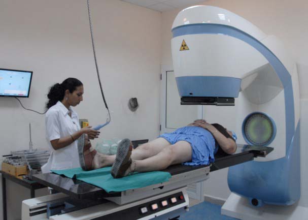equipo therabalt para el tratamiento al cáncer, villa clara