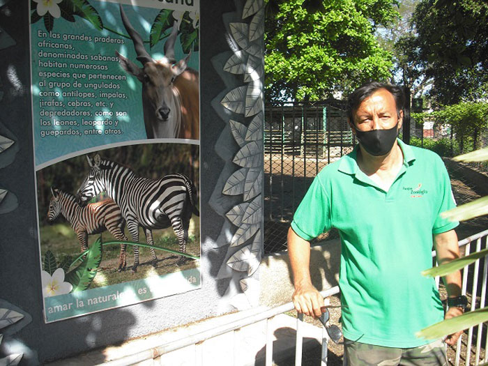 Miguel íngel Ruiz Ramírez, al frente de la Sección de Bienestar Animal en el Parque Zoológico de Villa Clara. Miguel íngel Ruiz Ramírez, al frente de la Sección de Bienestar Animal en el Parque Zoológico de Villa Clara.
