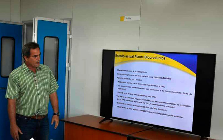 Arquitecto Ramón Díaz Yanes explica estado de planta de bioproductos que se construye en Santa Clara. Arquitecto Ramón Díaz Yanes explica estado de planta de bioproductos que se construye en Santa Clara.