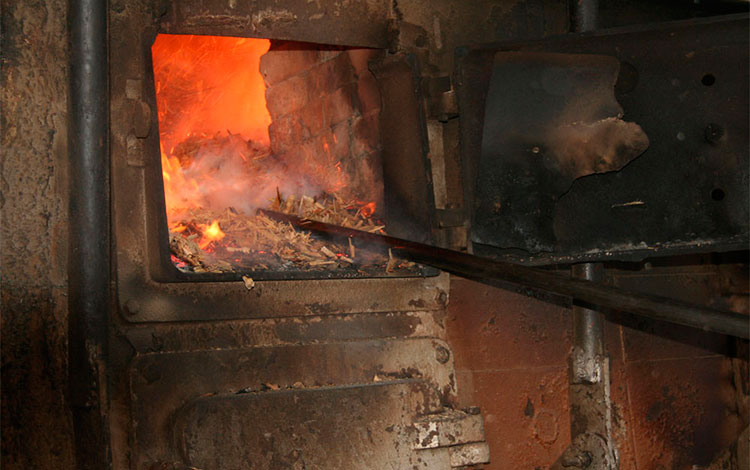 írea de generación de vapor en la refinería Chiquitico Fabregat, de Villa Clara. írea de generación de vapor en la refinería Chiquitico Fabregat, de Villa Clara.