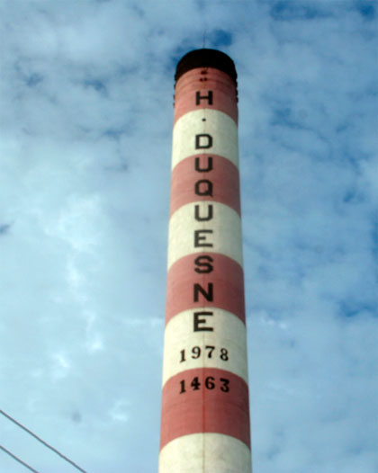 Torre de la destilería Heriberto Duquesne, de Villa Clara. Torre de la destilería Heriberto Duquesne, de Villa Clara.