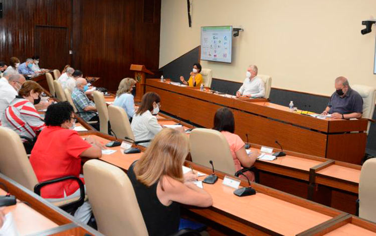 Reunión del Gobierno sobre la ciencia en el Comercio Interior. Reunión del Gobierno sobre la ciencia en el Comercio Interior.