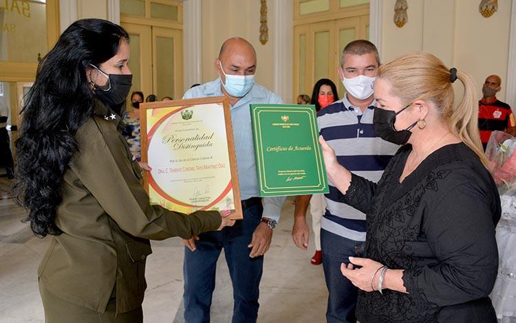 Dra. Tahimí Martínez Díaz, Instituto de Educación Superior del Minint General de Brigada Luis Felipe Denis Díaz. Dra. Tahimí Martínez Díaz, Instituto de Educación Superior del Minint General de Brigada Luis Felipe Denis Díaz.
