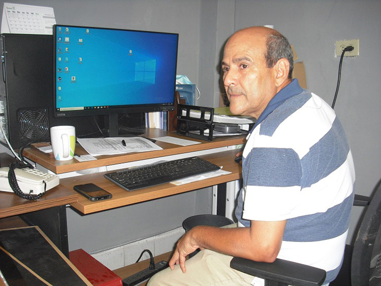Máster Luis Orlando Pichardo Moya, coordinador provincial del proyecto de Resiliencia Costera por parte del Citma. Máster Luis Orlando Pichardo Moya, coordinador provincial del proyecto de Resiliencia Costera por parte del Citma.