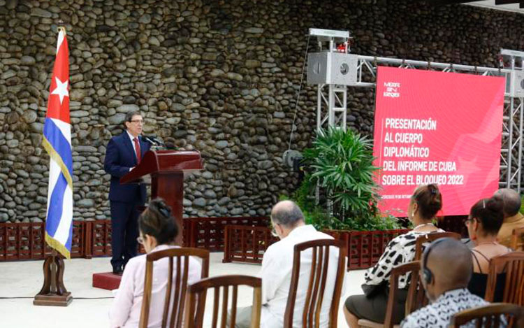  Presentan informe sobre el bloqueo de EE. UU. a Cuba Foto: Cubaminrex 