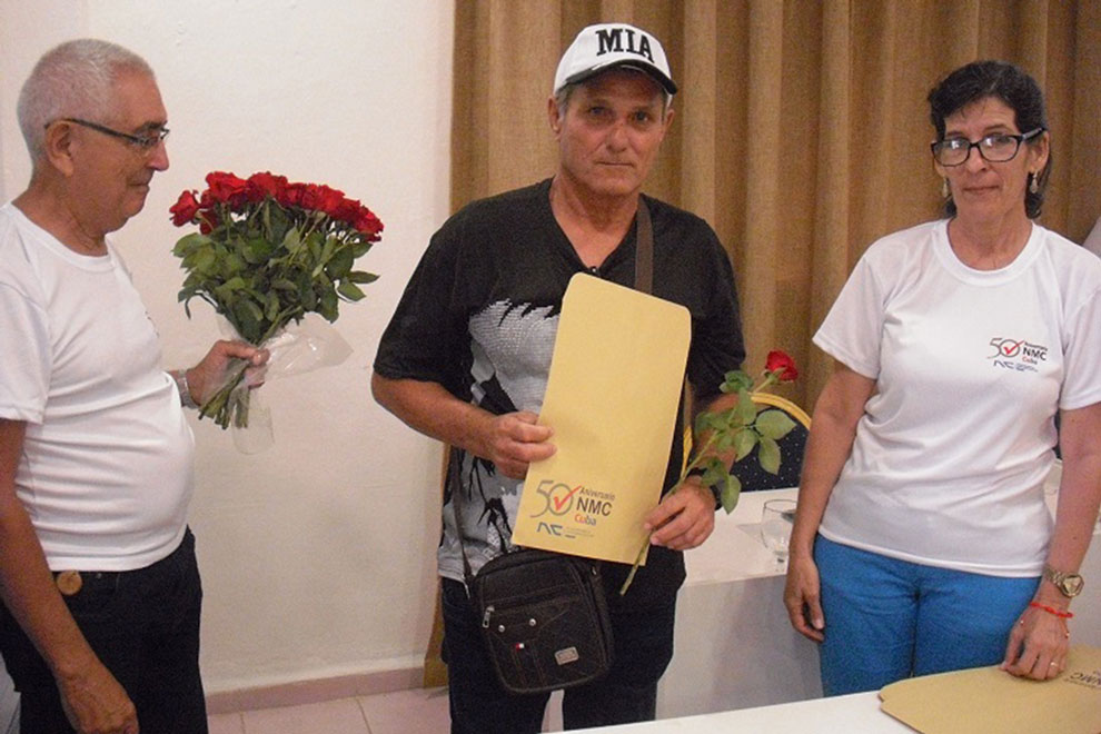 Reconocimiento a la Empresa Textil Desembarco del Granma.