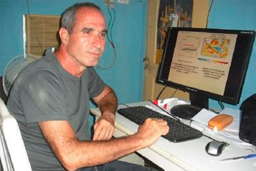 Máster Amaury Machado Montes de Oca.