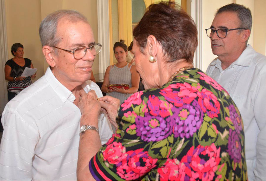Entre los académicos de mérito continuantes llegó el distingo a Juan Valentín Lorenzo Ginori por las Ciencias Técnicas.