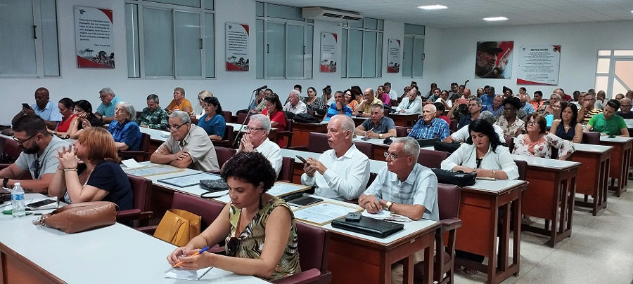 Participantes en el encuentro.