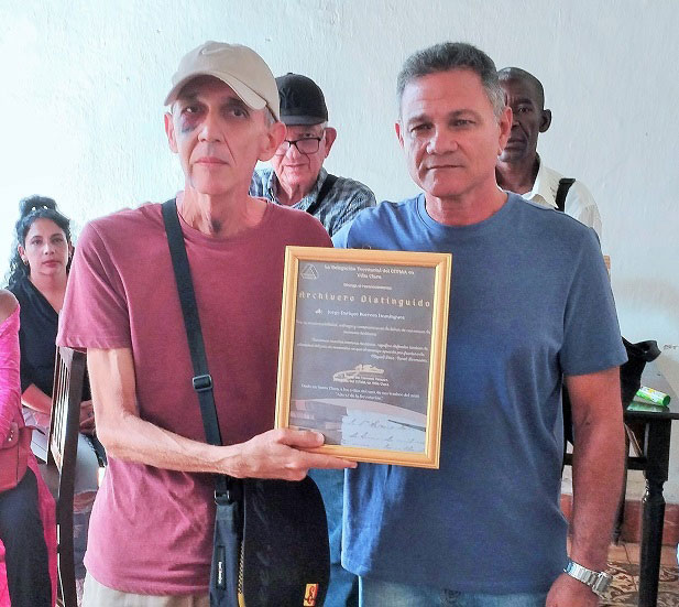 José Borroto, archivero destacado.