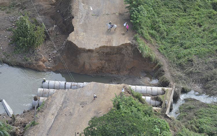 Obra de fábrica en vía afectada por la tormenta tropical Eta en Villa Clara. Obra de fábrica en vía afectada por la tormenta tropical Eta en Villa Clara.