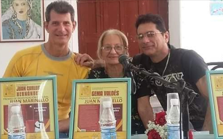 Erick González Bello y Juan Carlos Hernández Rodríguez, expertos del Museo de las Parrandas de Remedios. Erick González Bello y Juan Carlos Hernández Rodríguez, expertos del Museo de las Parrandas de Remedios.