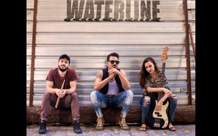 Banda de rock Waterline.
