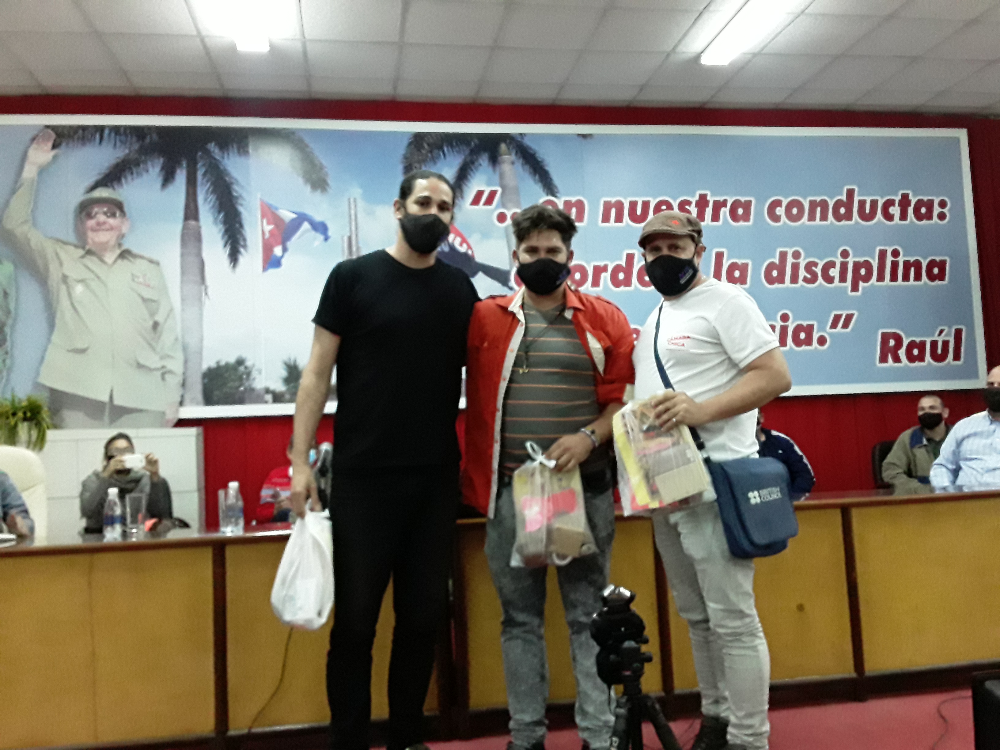 Presidencia de la Asociación Hermanos Saí­z en Villa Clara.