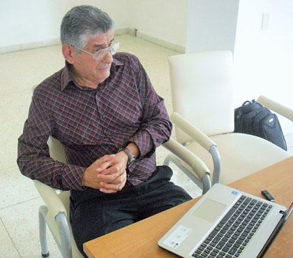 Carlos Coll, director del Archivo Histórico Provincial. Carlos Coll, director del Archivo Histórico Provincial.