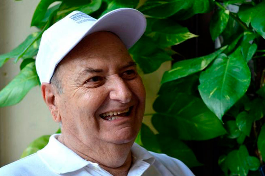 Pedro Méndez Suárez, premio nacional del Humor y premio nacional de Periodismo de Cuba.