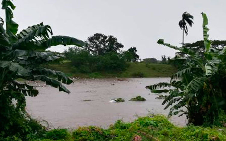 Inundaciones en la zona de la planta de purificación, en Santa Clara. Inundaciones en la zona de la planta de purificación, en Santa Clara.