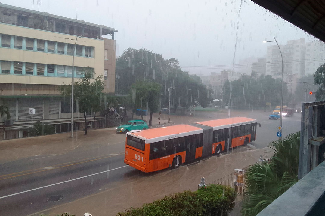 Lluvia en La Habana en la tarde del 15 de noviembre de 2023.