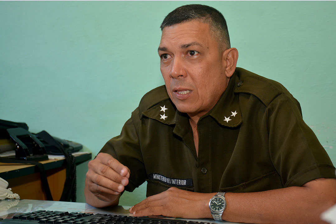 Jorge García Albero, jefe de la Unidad Técnica de Prevención de Incendios del Cuerpo de Bomberos de Villa Clara.